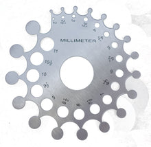Load image into Gallery viewer, Diamond-comparison sizes (aluminium gauge)