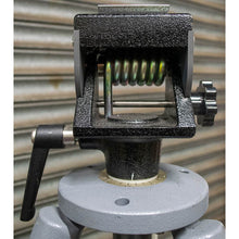 Load image into Gallery viewer, Very heavy duty tripod (12 Kg)(LOC:W4-5)